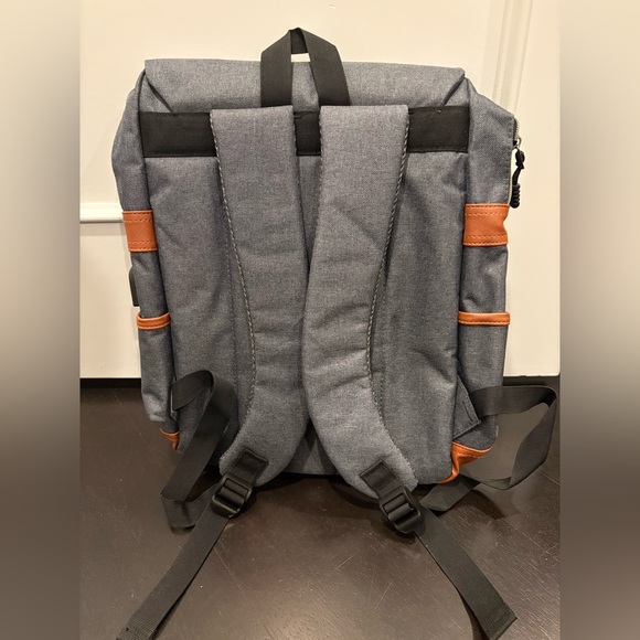 Modoker Gray and Tan Unisex Backpack;
Like New! - Picture 2 of 4
